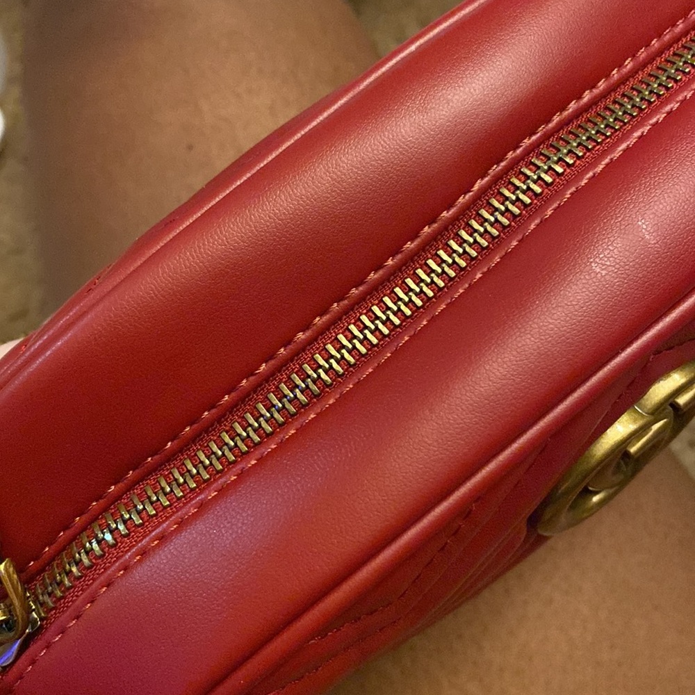 Gucci Red Chevron Quilted GG Crossbody Bag - Picture 2 of 8